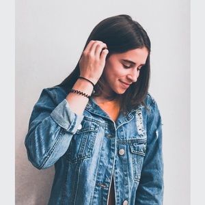 Meet your Posher, Lea